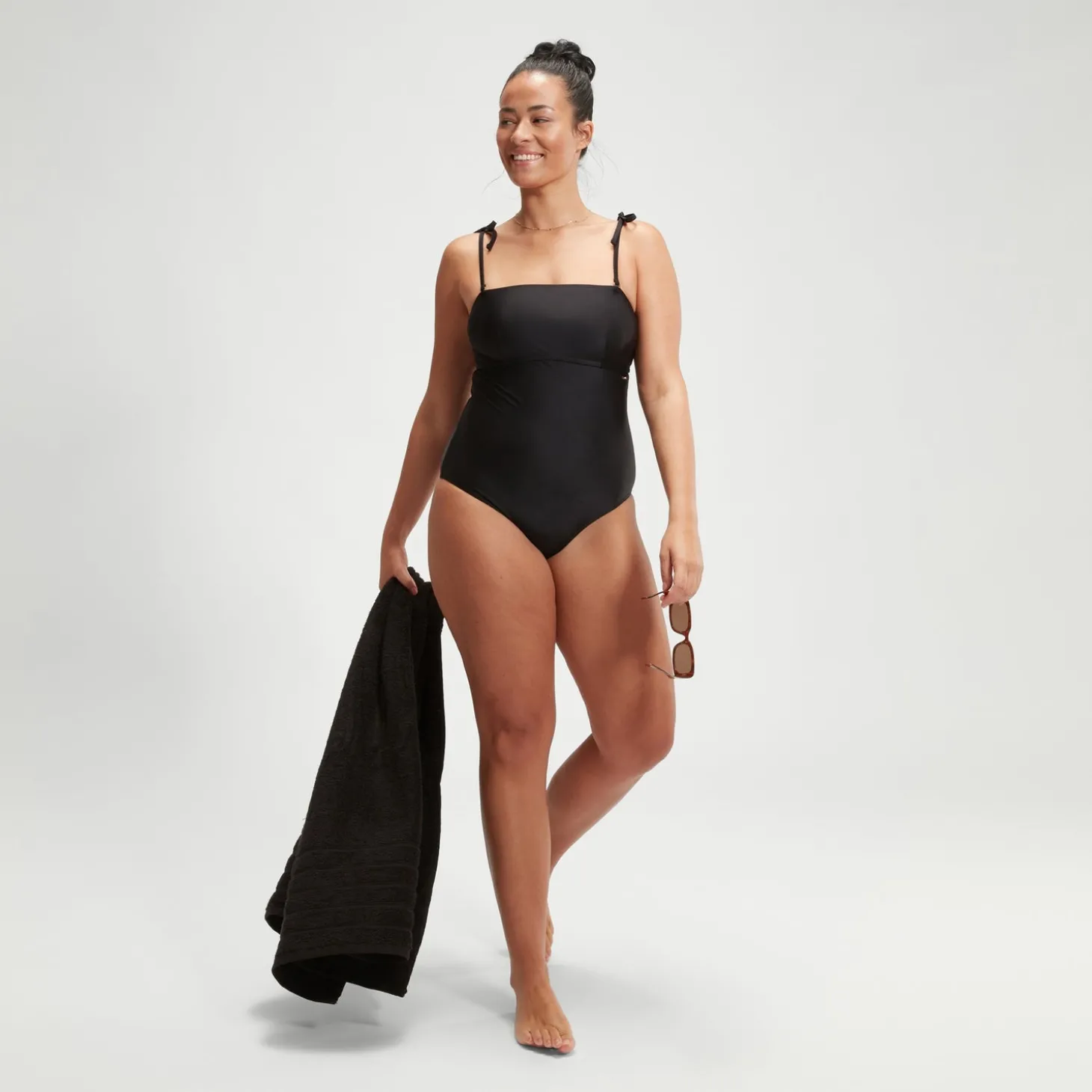 Maillot de bain Femme effet galbant Bandeau noir