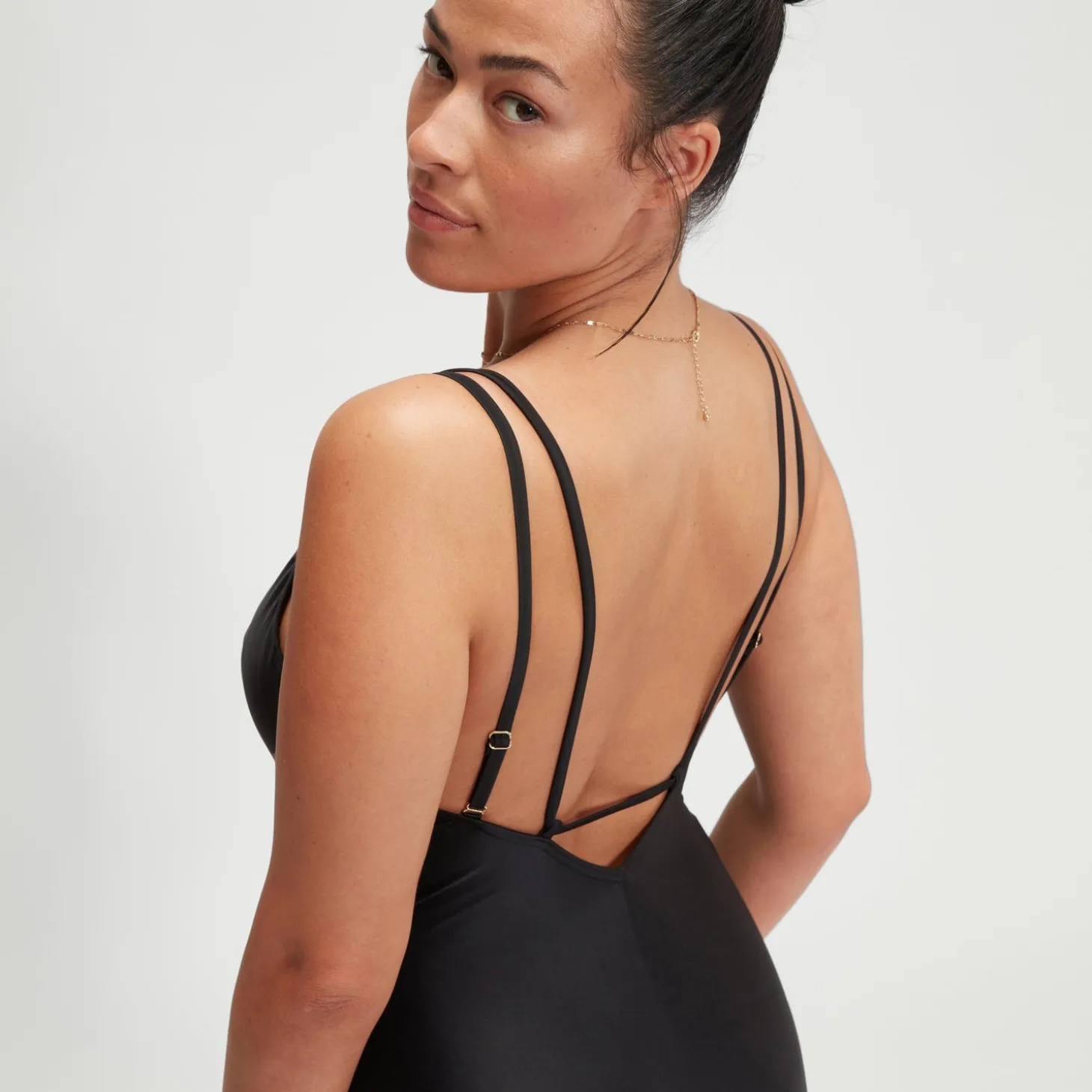 Maillot de bain Femme effet galbant à bretelles noir