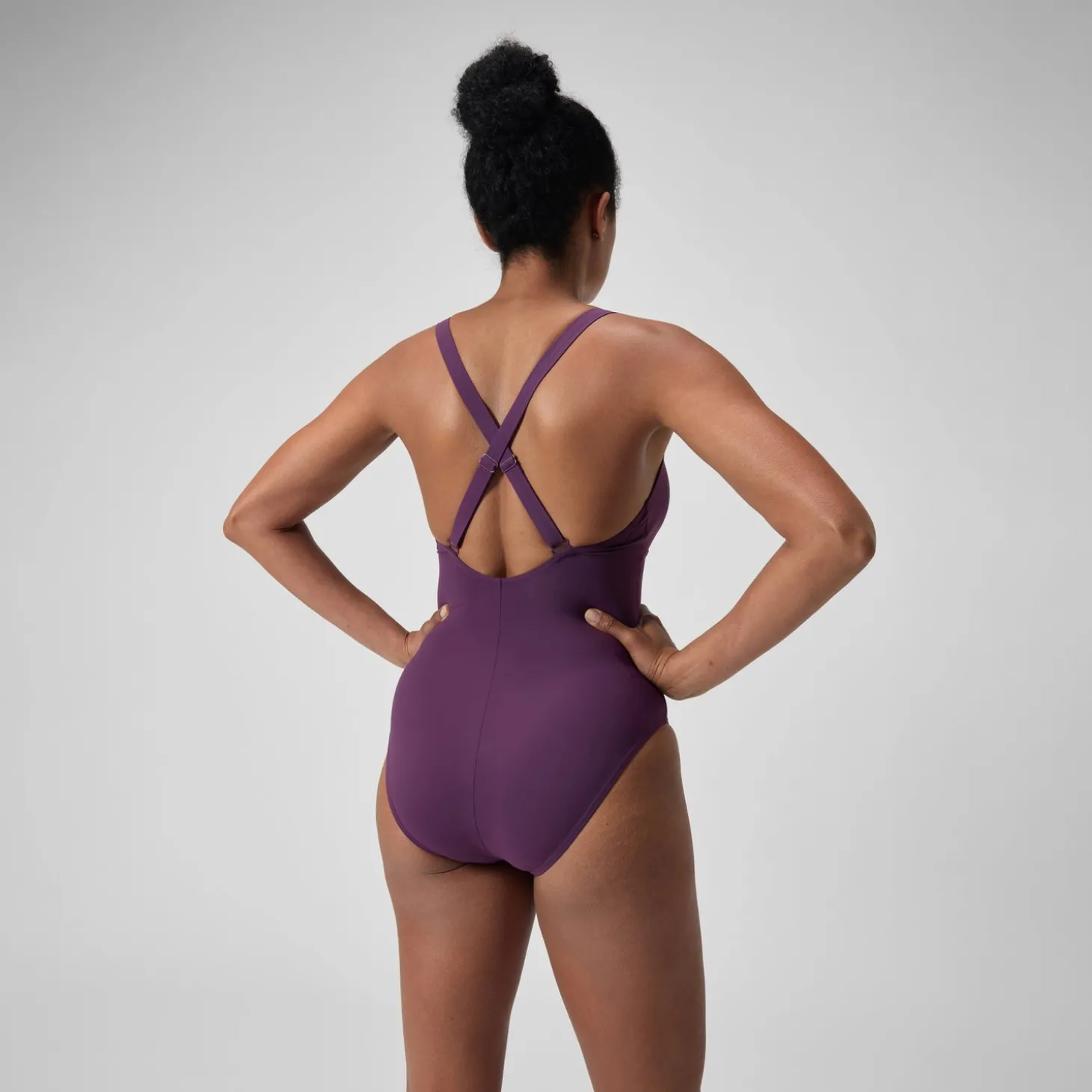Maillot de bain galbant Crossback pour Femmes Prune dandy