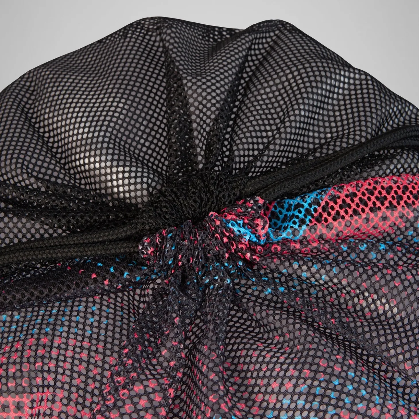 Sac en filet imprimé Noir/Bleu picton/Rouge sirène