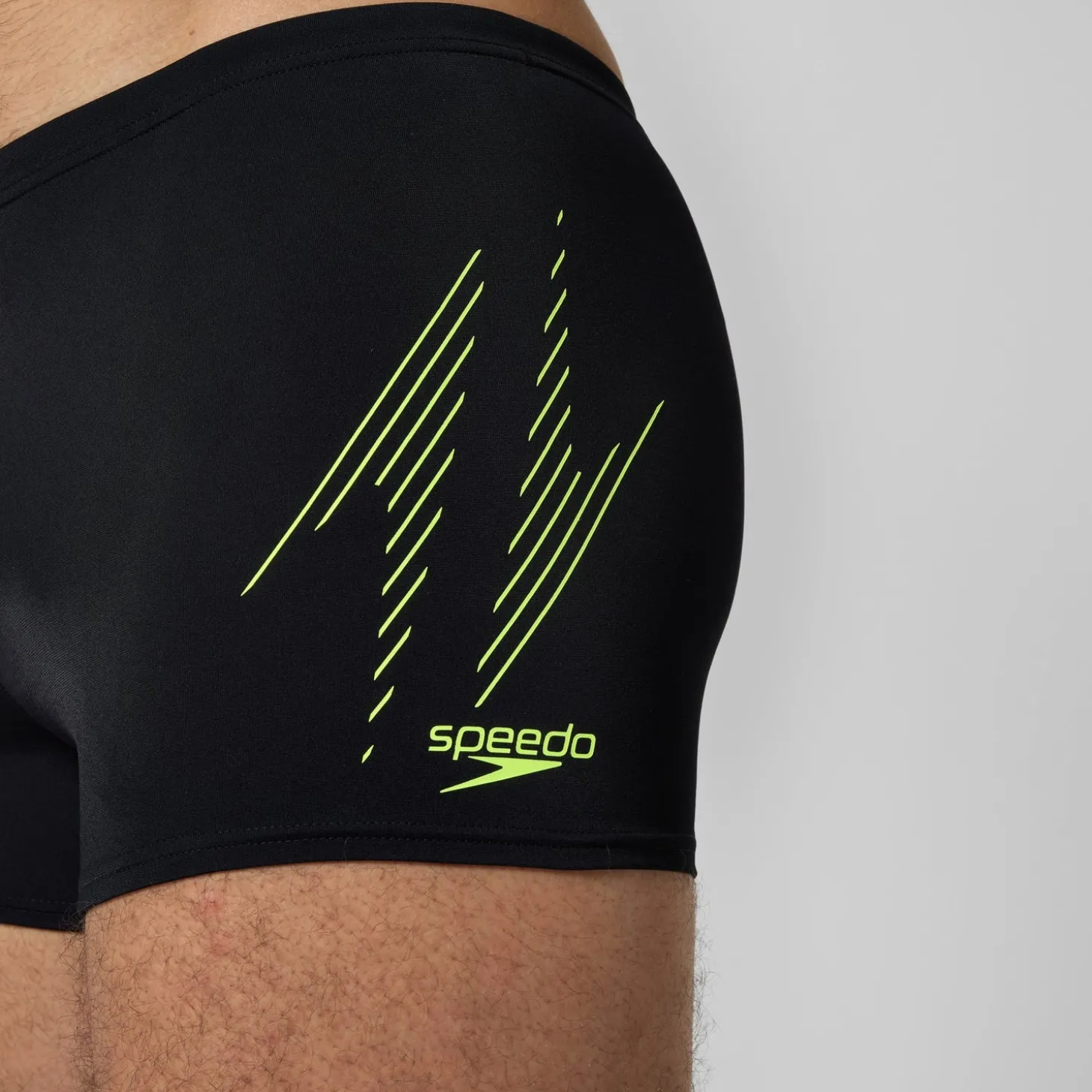 Short de bain homme à imprimé intégral XPRESS LITE 18 pouces noir/jaune