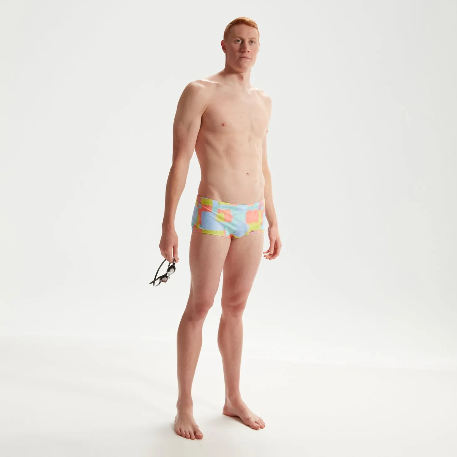 Slip de bain Club Training homme 17 cm Allover Digital Corail/vert/bleu