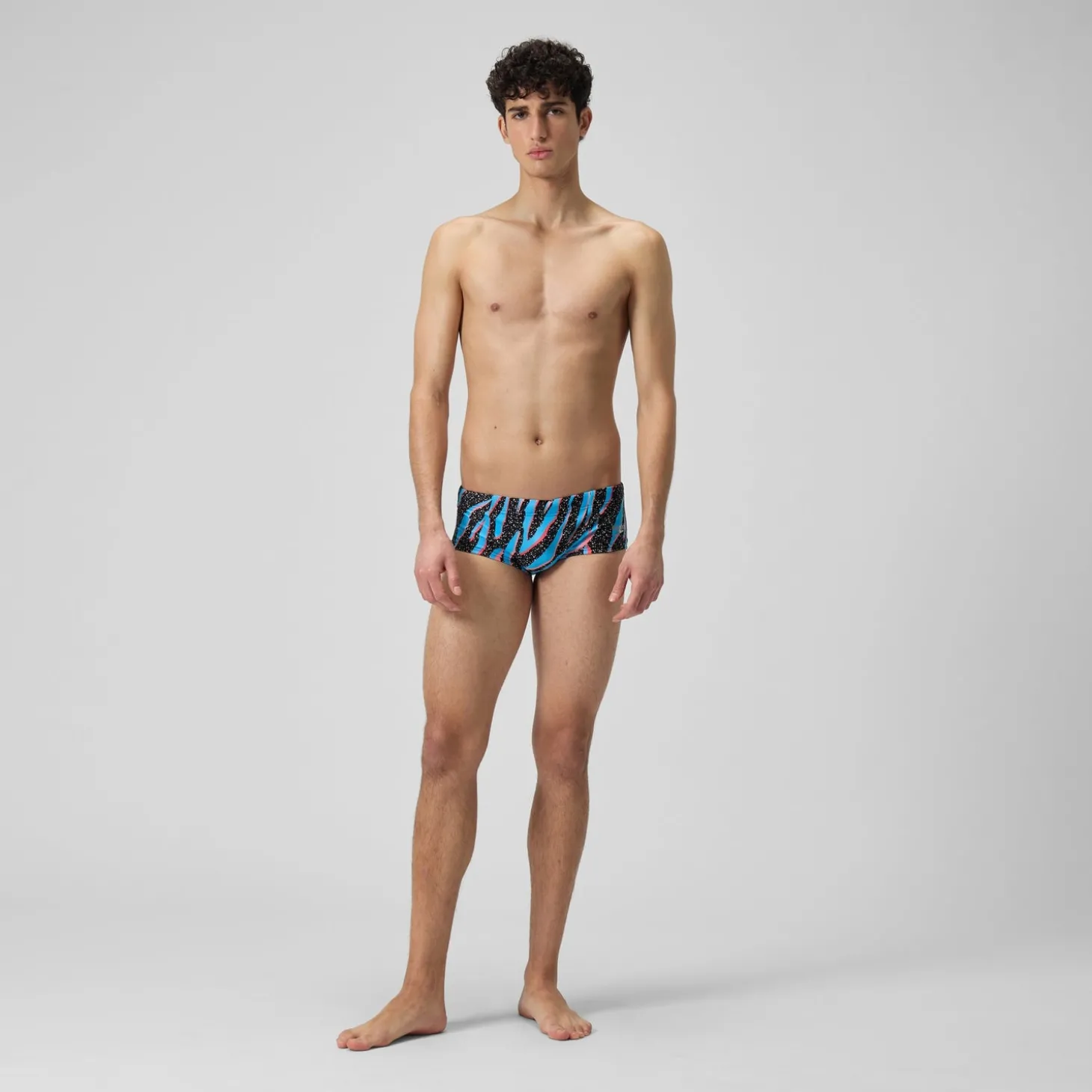 Slip de bain Hommes pour entraînement en club 13,5 cm Allover Noir/Bleu picton/Rouge sirène